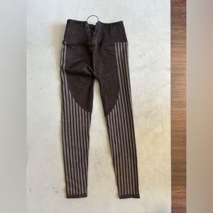 black fabletics leggings